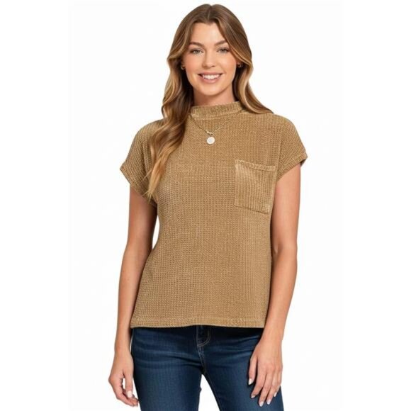 Zenana Outfitters Sweaters - Zenana Chenille Waffle Short Sleeve Sweater‎